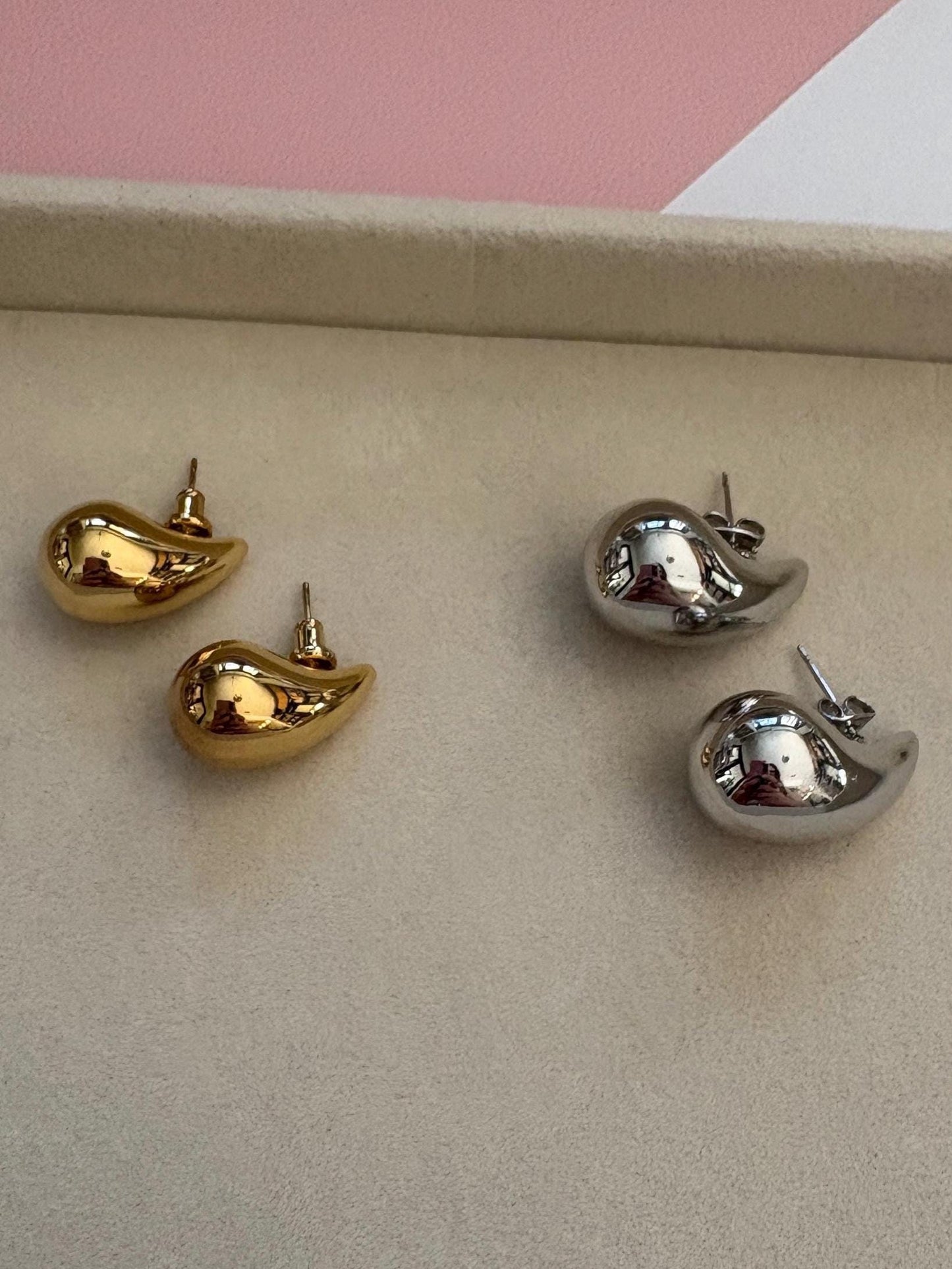 Drop earrings