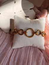 Chunky Circle Link Bracelet - Sky’s Gem Box