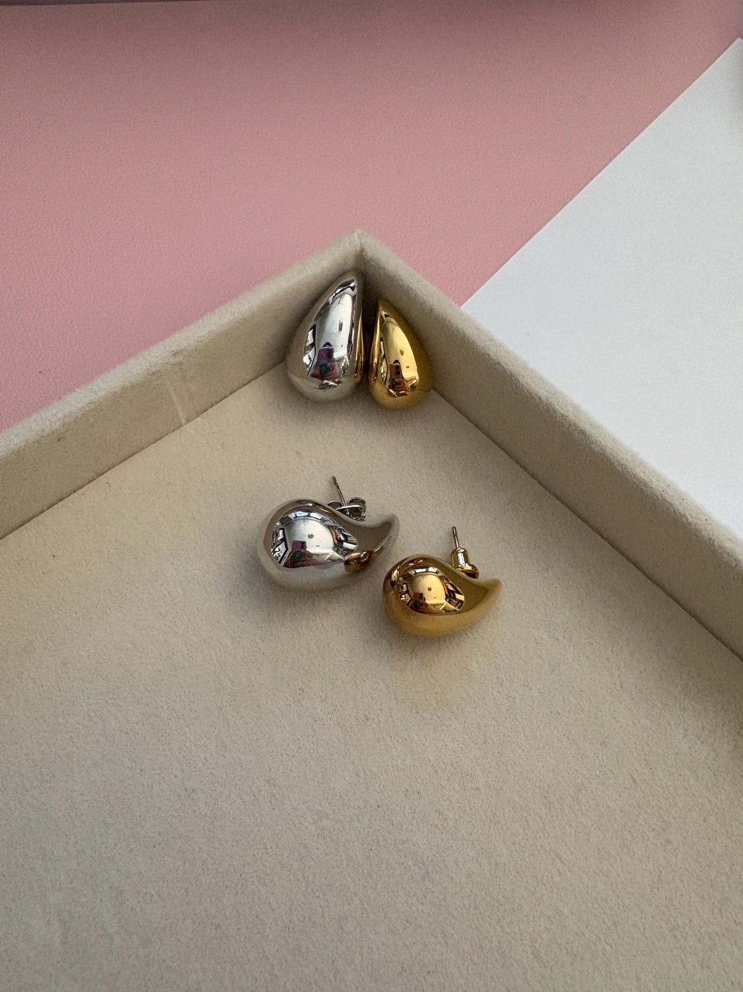 Drop earrings