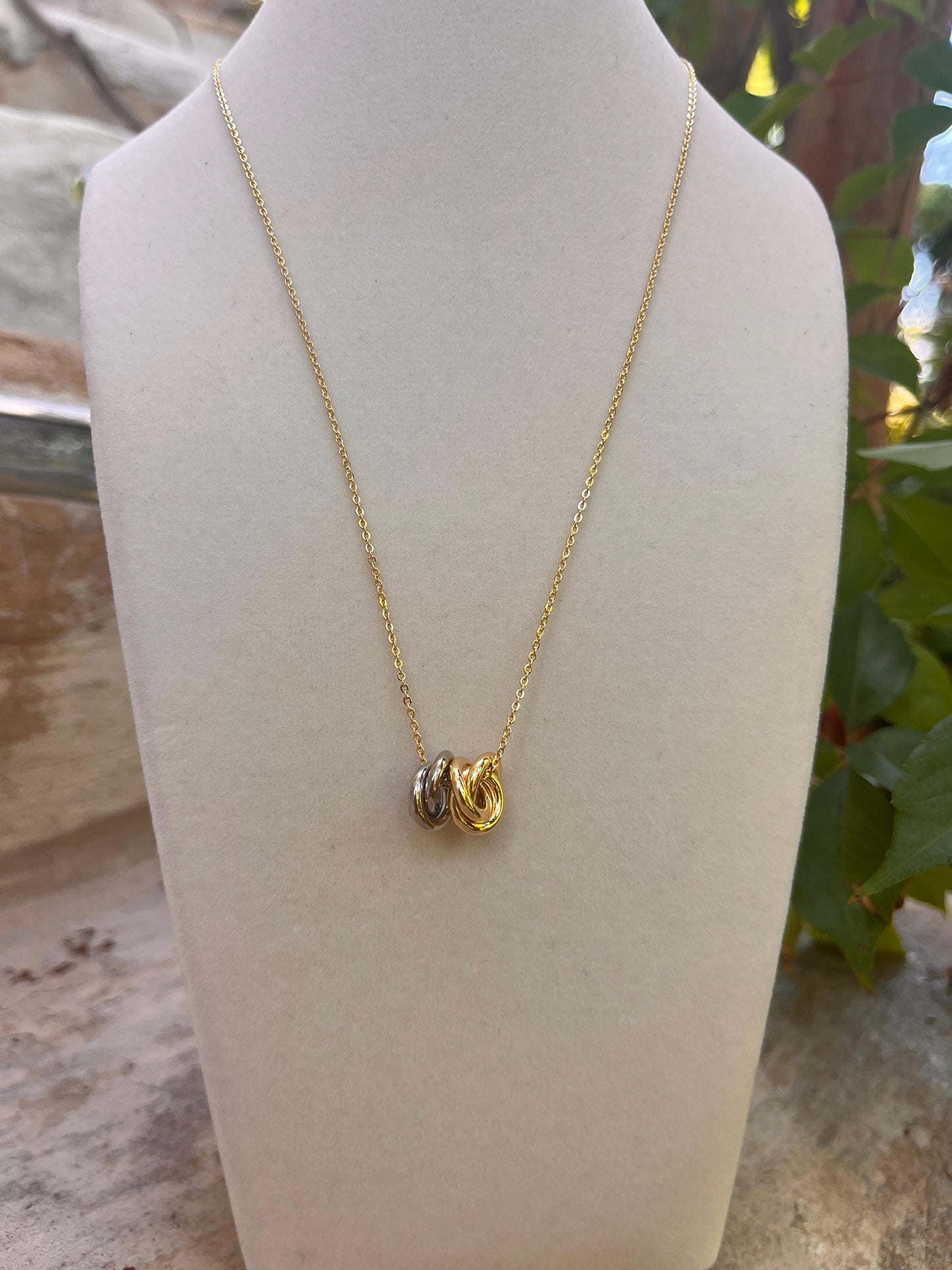 Two toned necklace