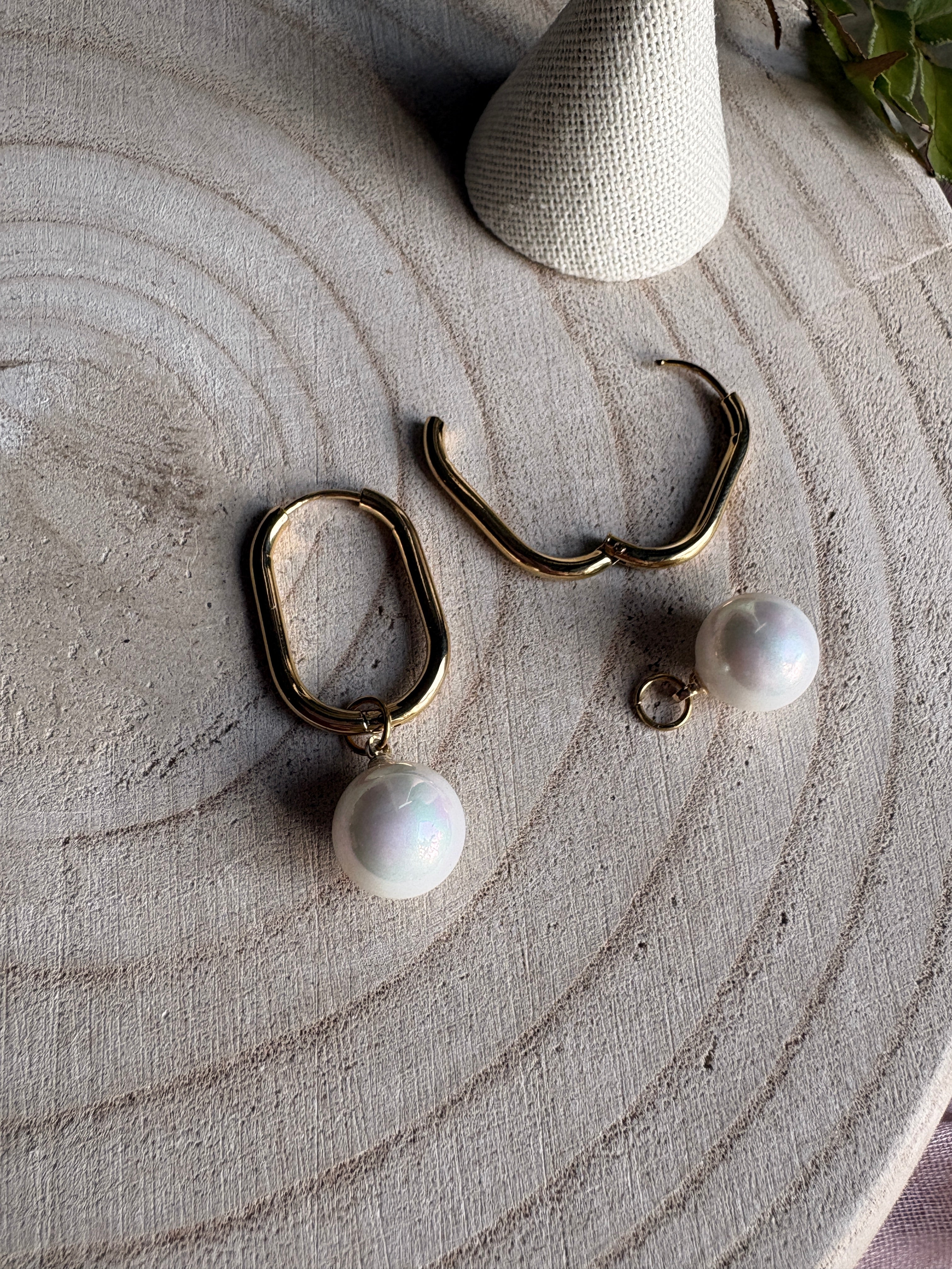 Gold Square Hoops with Pealrs