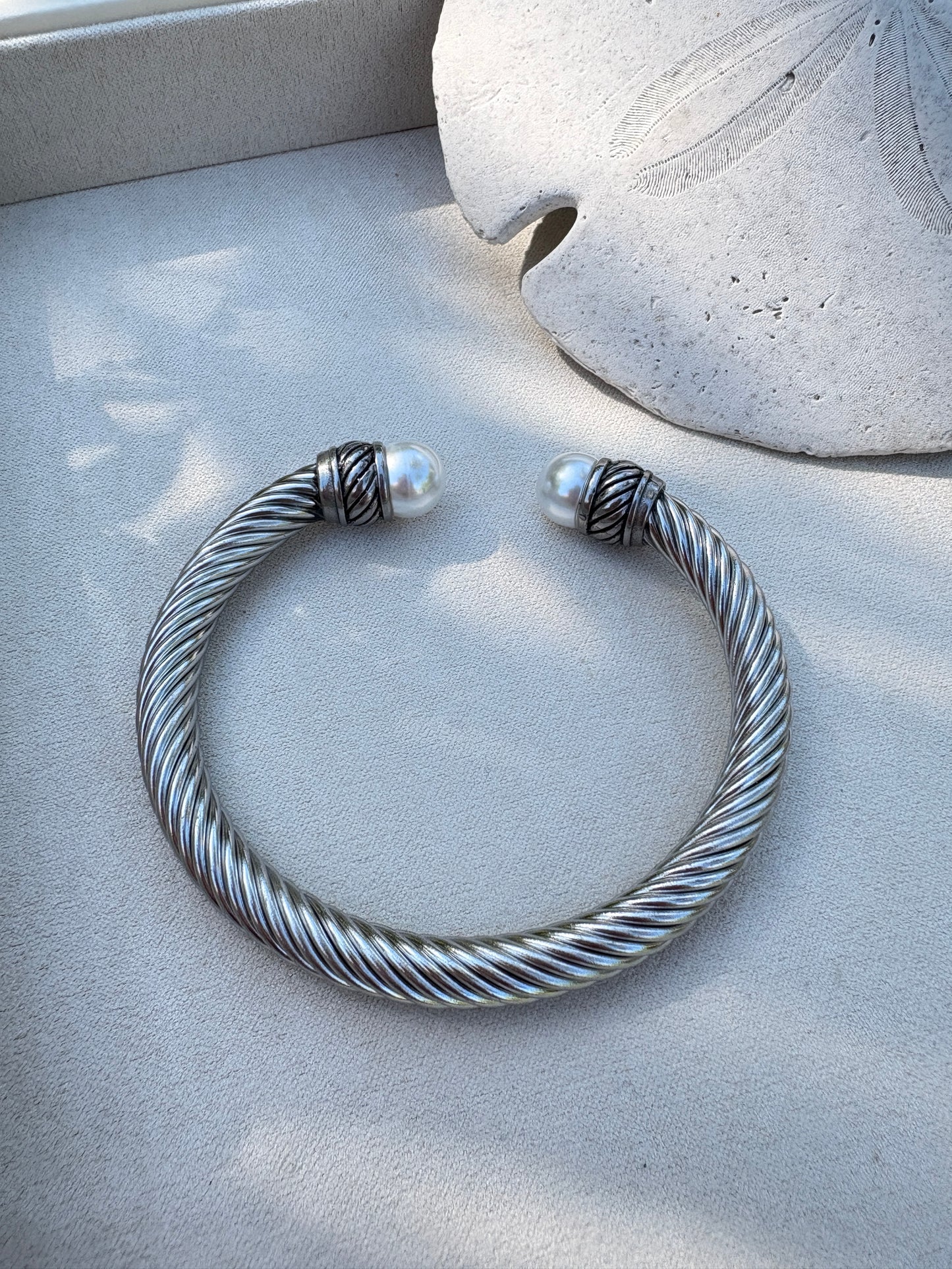 Chunky Cable Cuff with Pearl