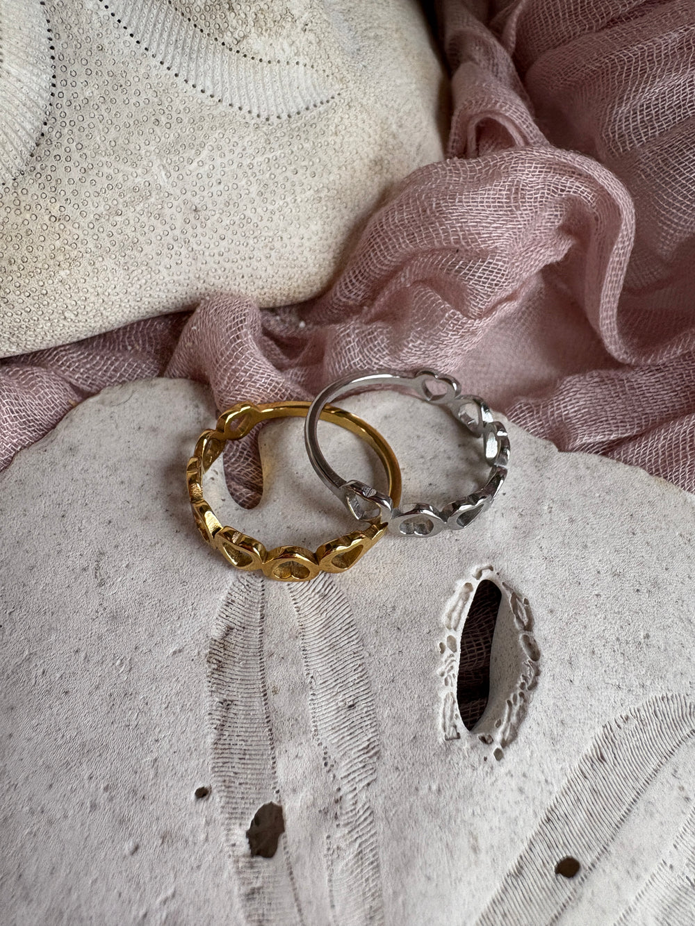 Alternating Heart Stacking Ring - Sky’s Gem Box