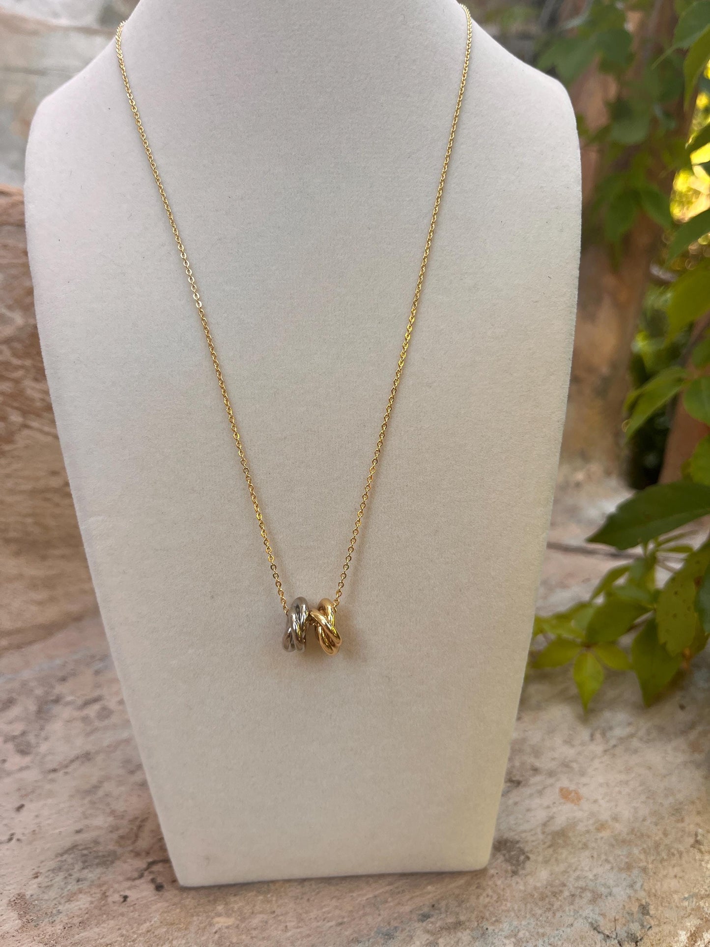 Two toned necklace
