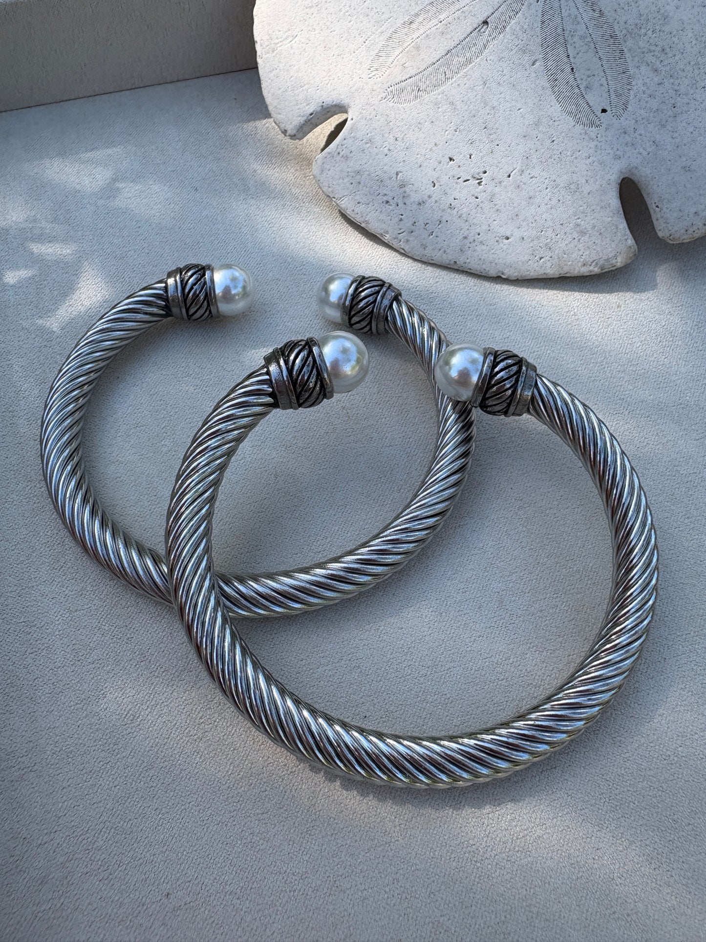 Chunky Cable Cuff with Pearl