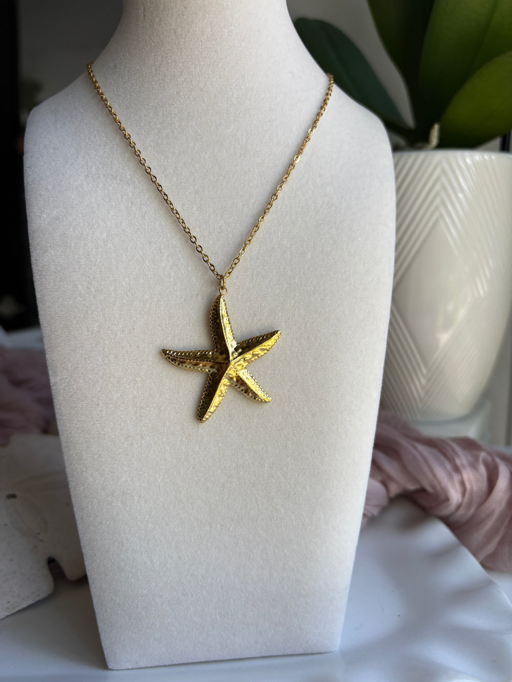 Starfish chain - Sky’s Gem Box