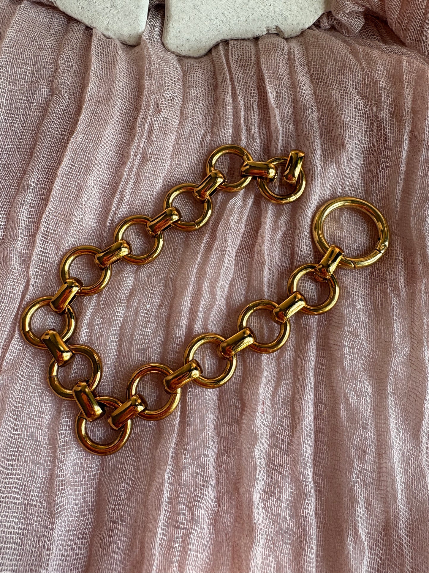 Chunky Circle Link Bracelet - Sky’s Gem Box