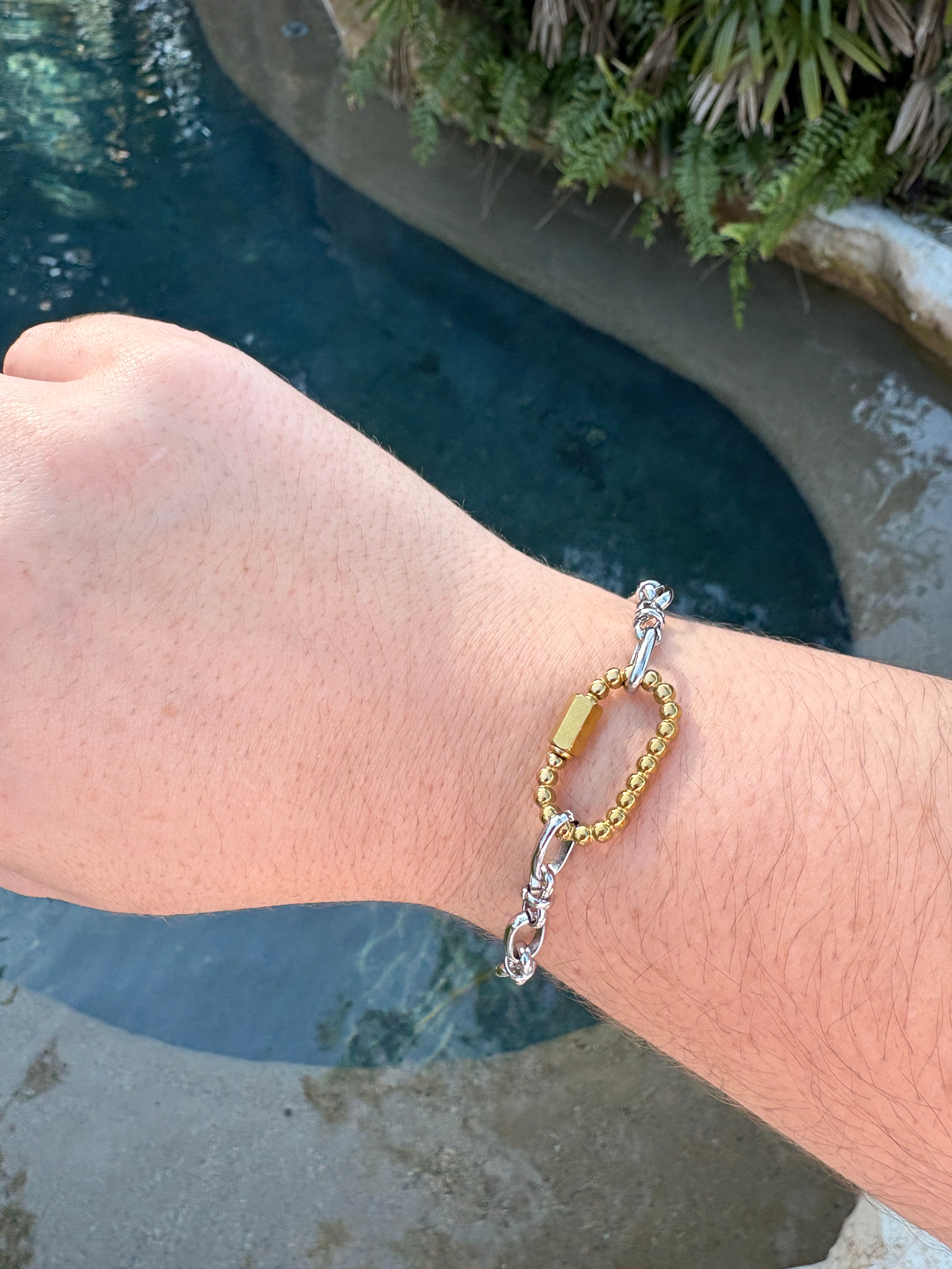The Everyday Link Bracelet with Bubble Carabiner