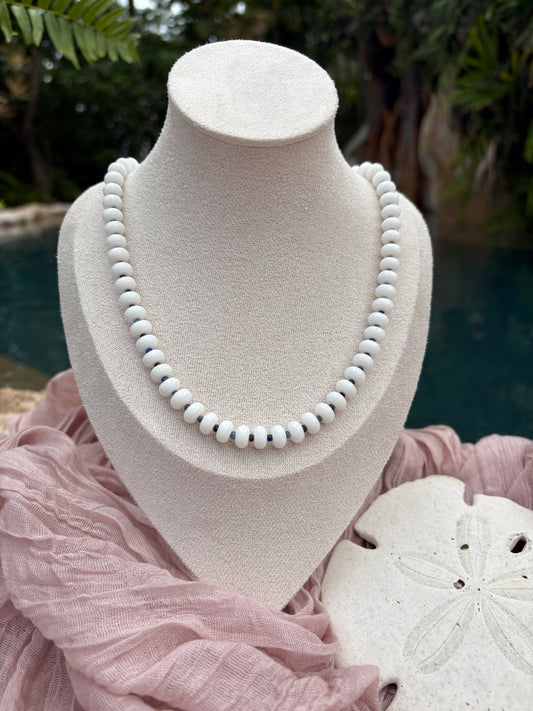 White Agate and Lapis Lazuli Bead Necklace