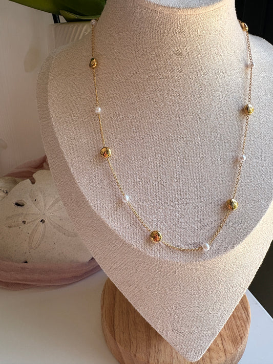 Dainty Pearl Necklace