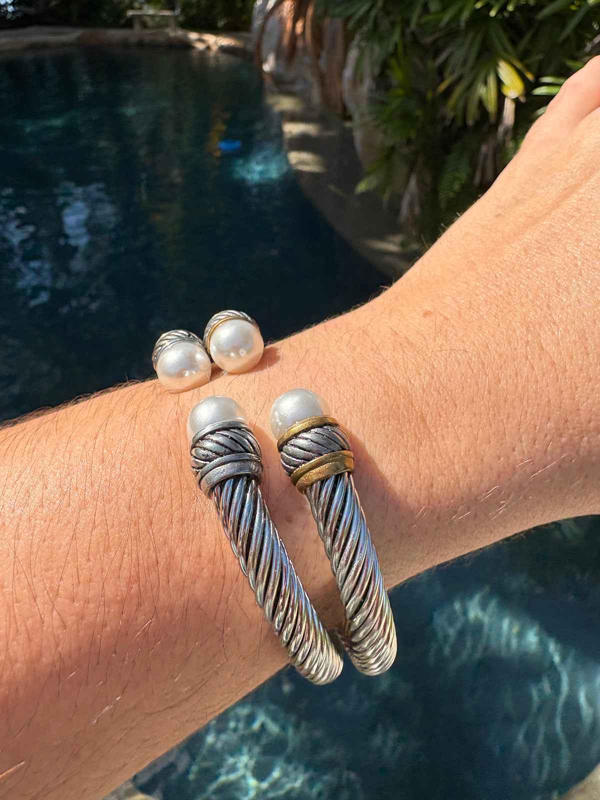 Chunky Cable Cuff with Pearl - Sky’s Gem Box