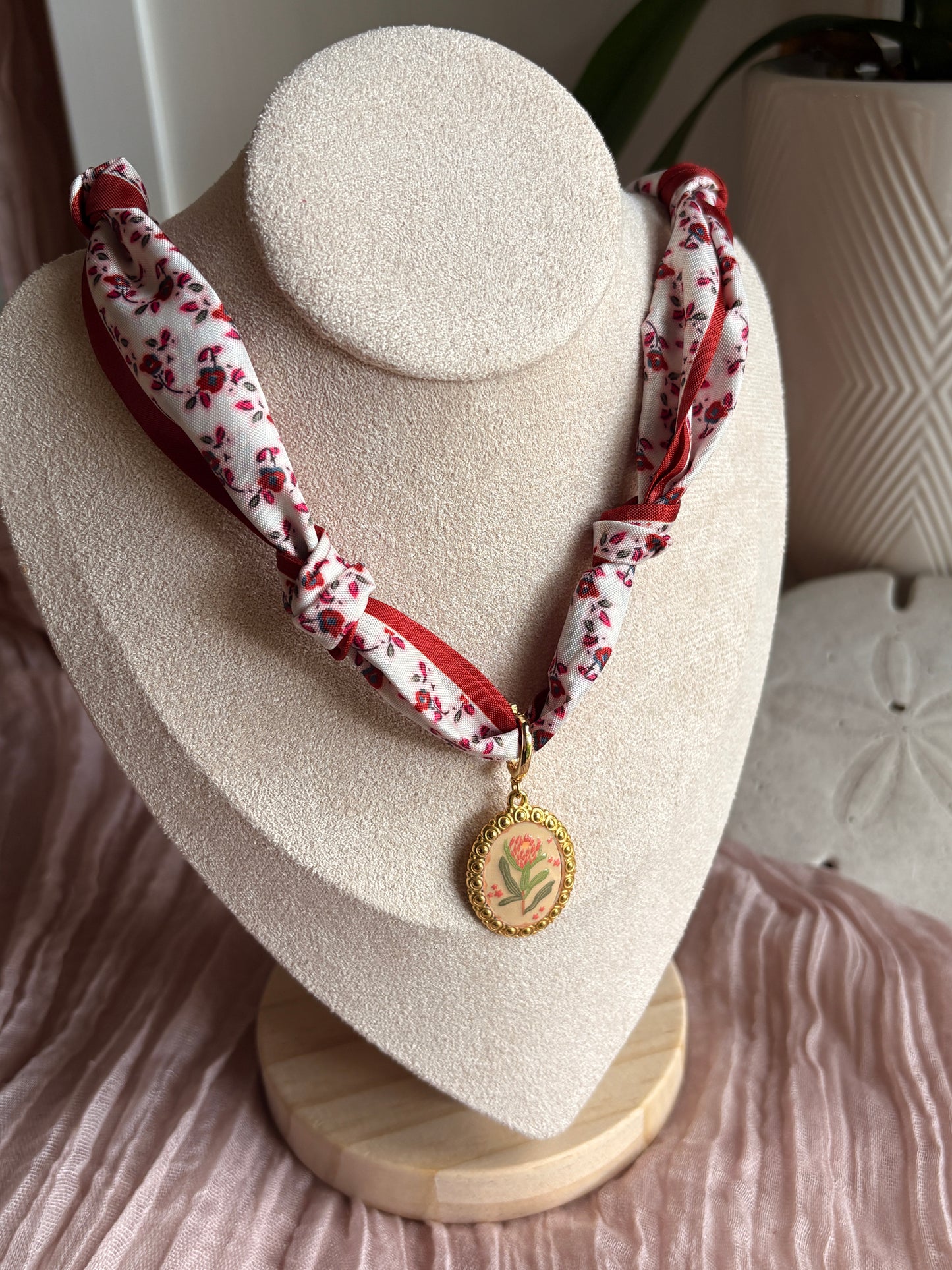 Red Scarf with Flower Pedant - Sky’s Gem Box