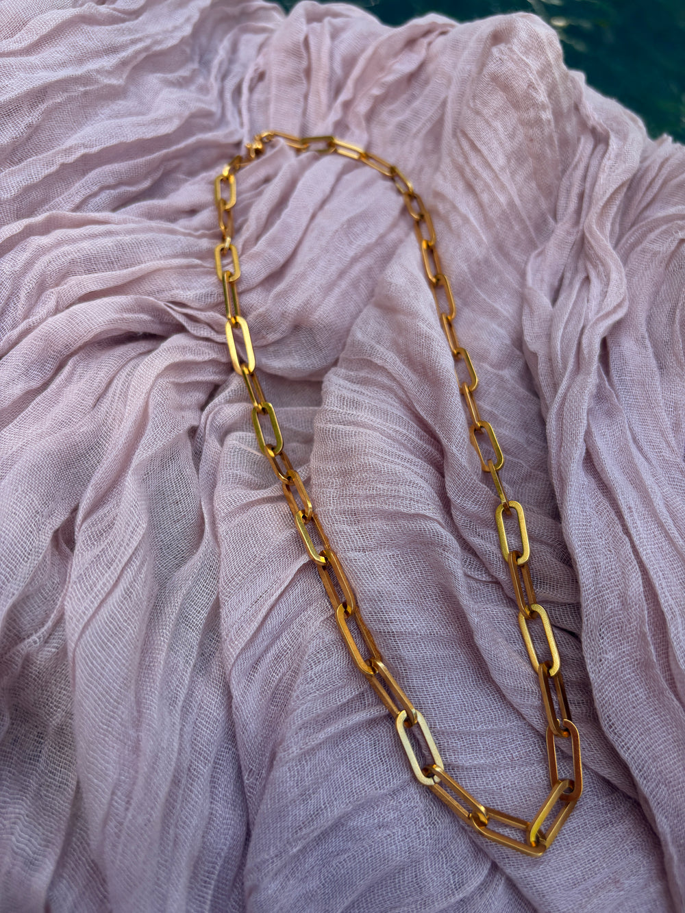 Chunky PaperClip Chain - Sky’s Gem Box