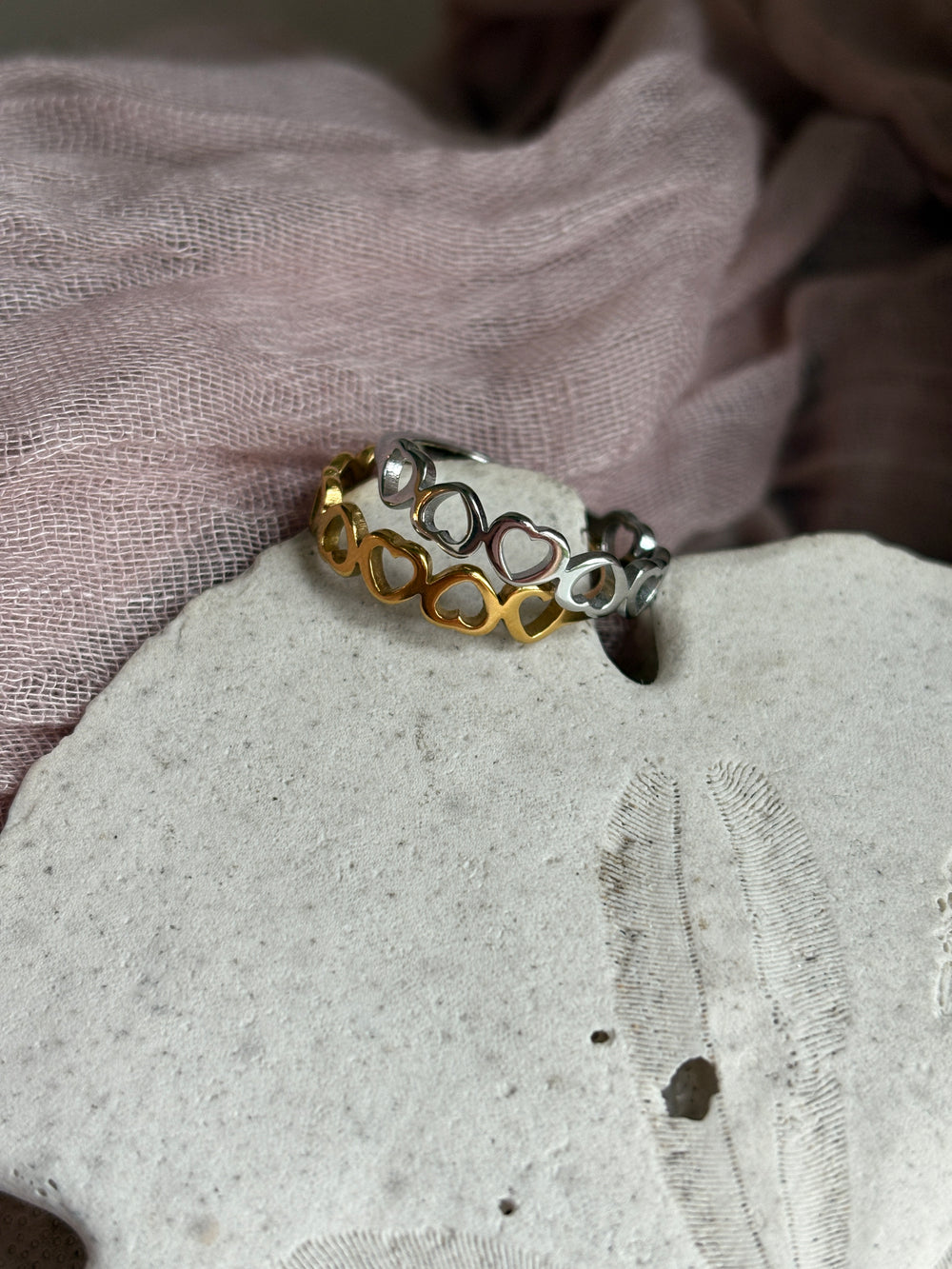 Alternating Heart Stacking Ring - Sky’s Gem Box