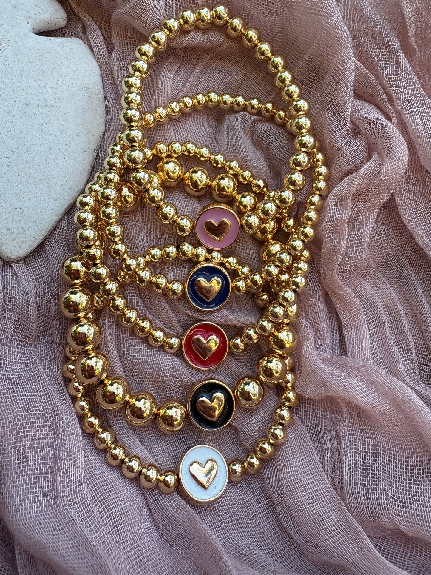 Heart beaded stretch bracelet