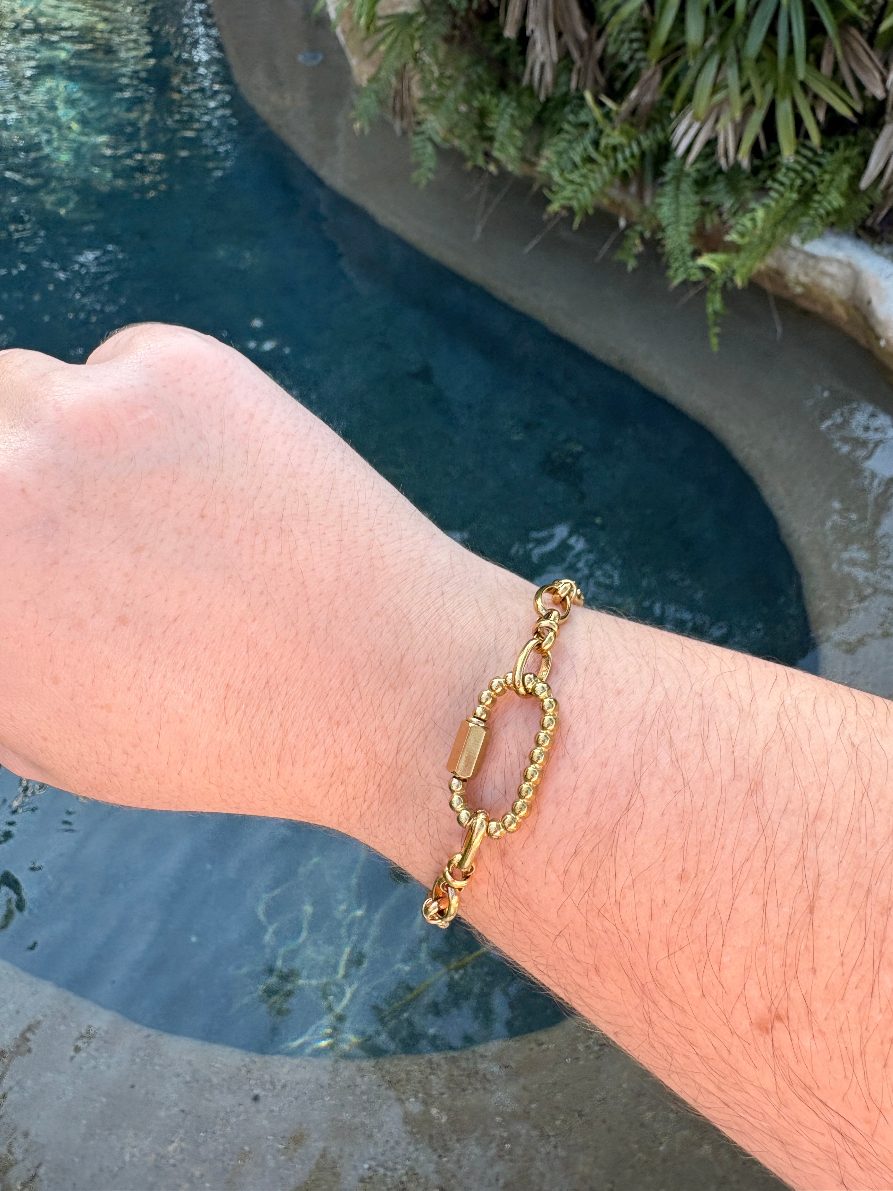 The Everyday Link Bracelet with Bubble Carabiner