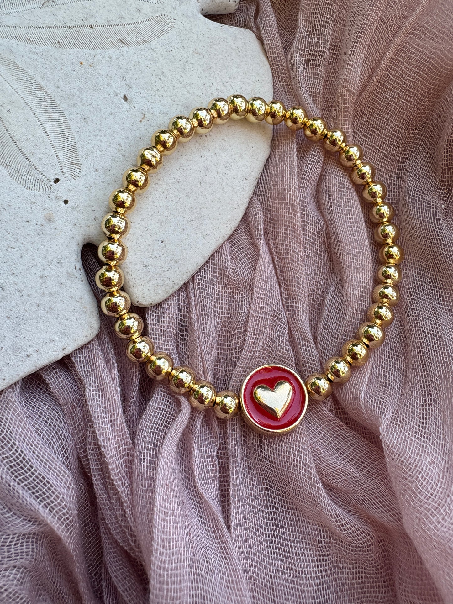 Heart beaded stretch bracelet