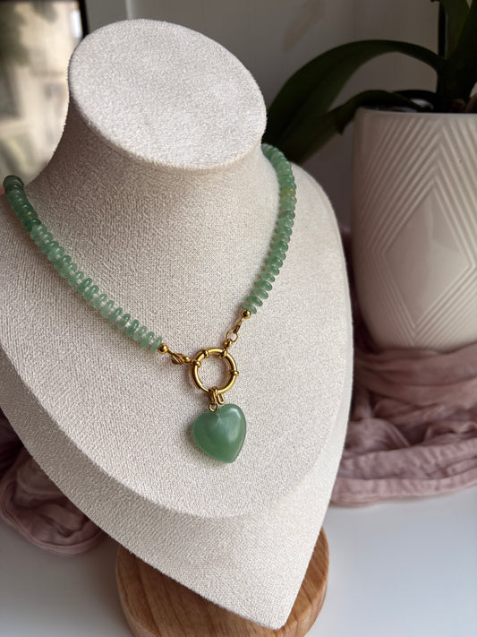 Green Flat Agate Beads with Heart pendant
