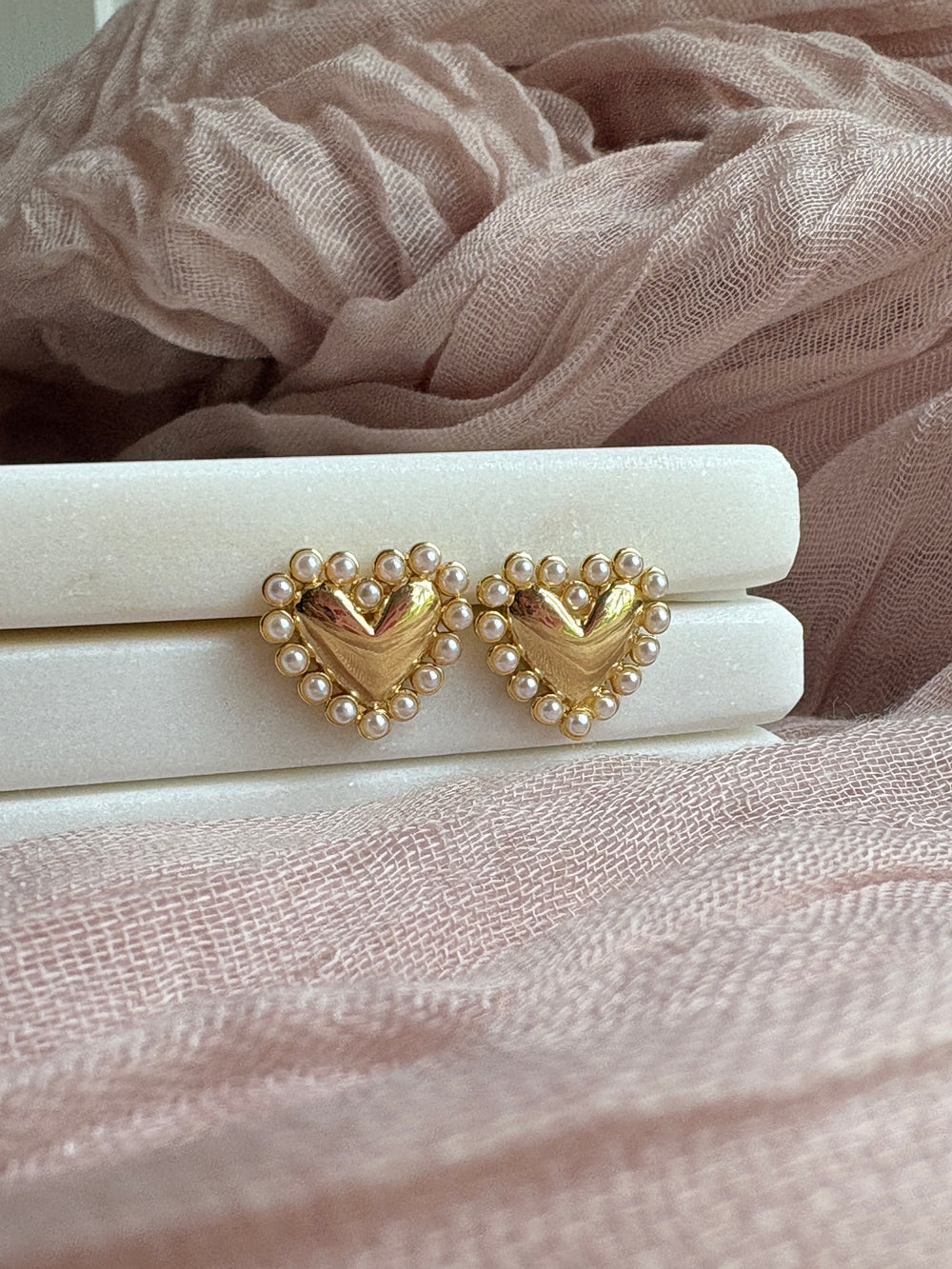 Heart/Pearl Earrings - Sky’s Gem Box