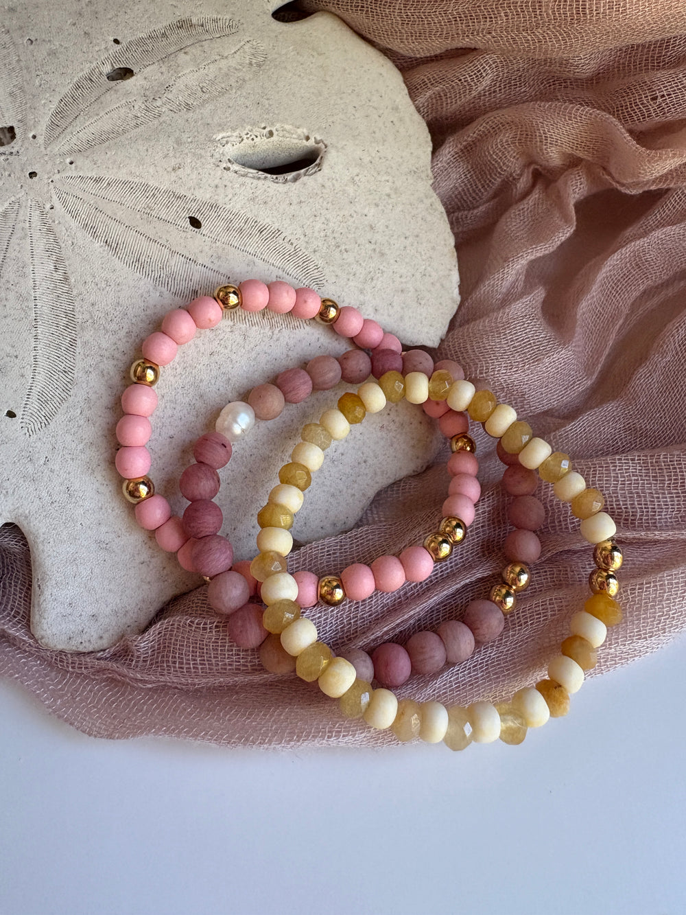 Kids- Pink & Gold Beaded Bracelet - Sky’s Gem Box
