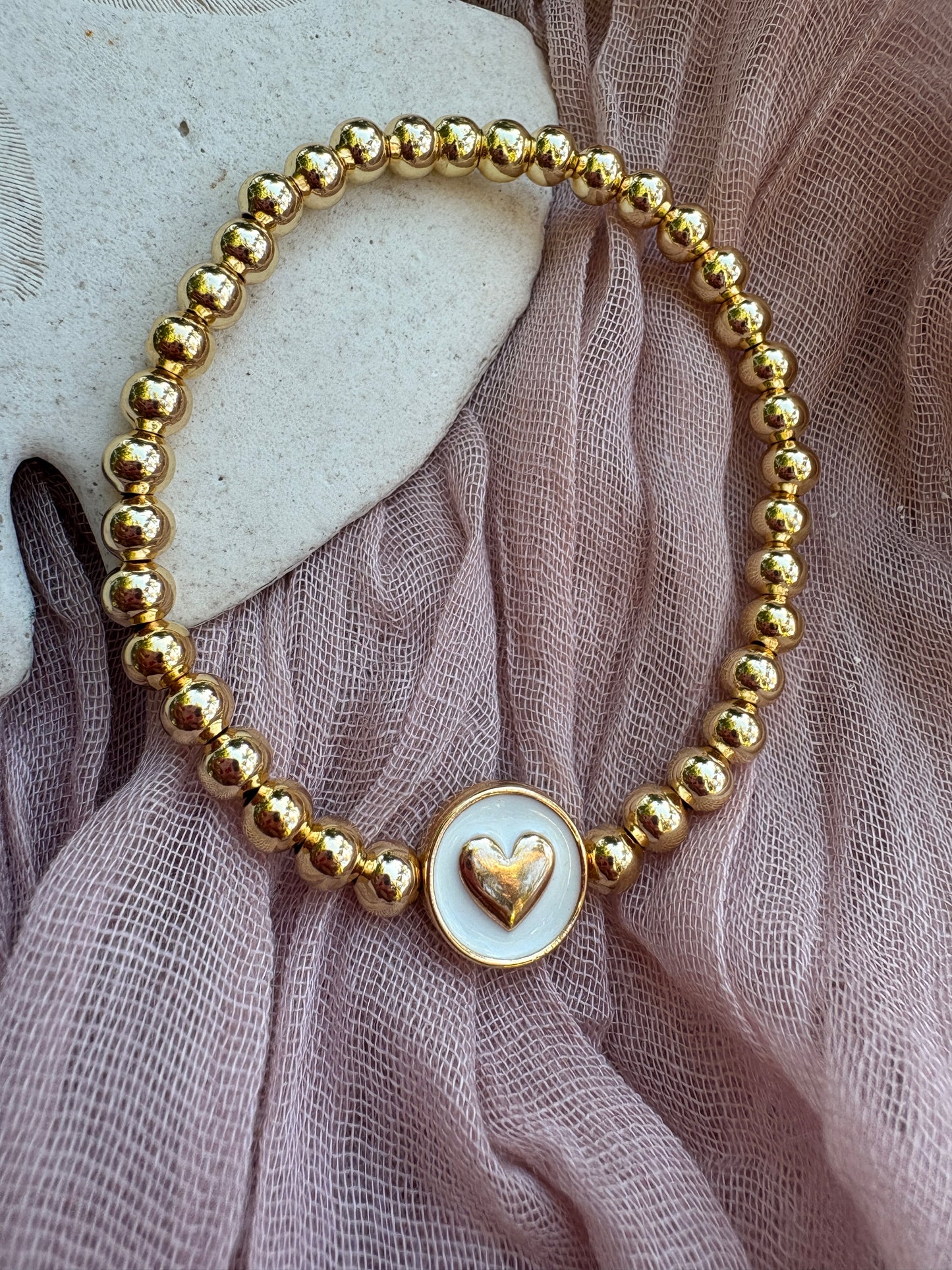 Heart beaded stretch bracelet