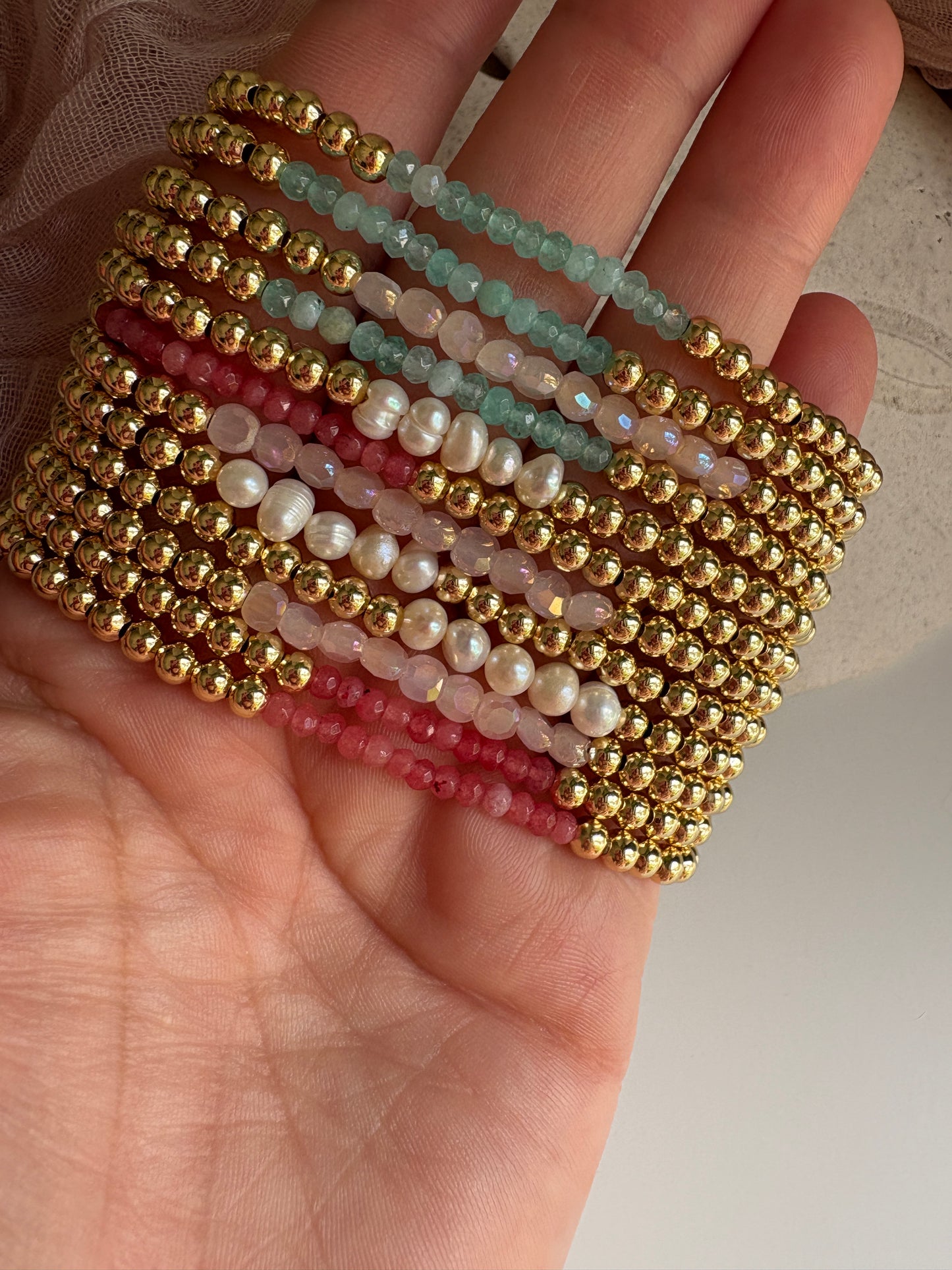 Agate or Pearl Stretch Bracelet