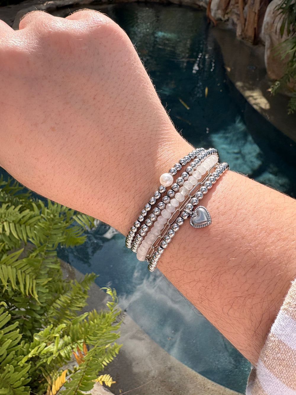 Heart Charm Beaded Bracelet - Sky’s Gem Box