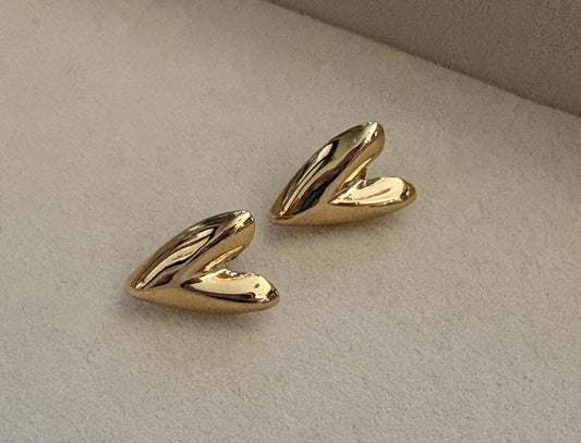 Heart studs